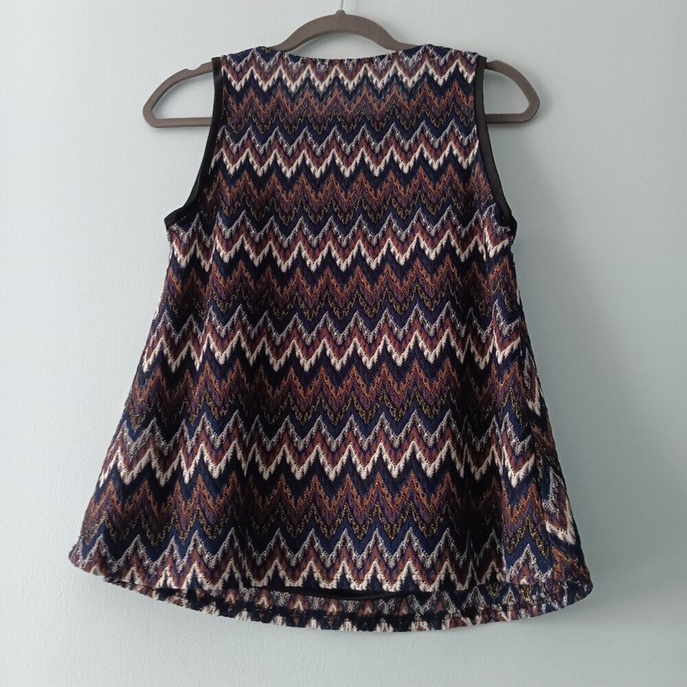 NWT Anthropologie Eri + Ali Metallic Chevron Top Sz S - Picture 3 of 8